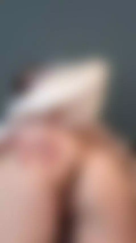 This body was made to be worshipped, start with your eyes by lit1lekitty