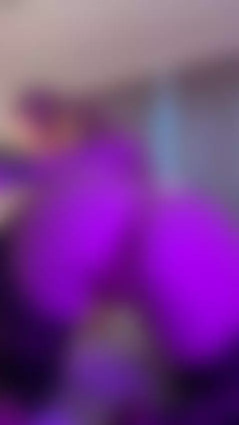 I love to be called a hot horny babe by lit1lekitty