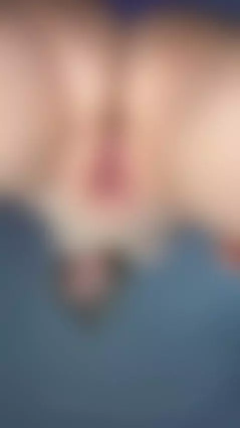 I’m your cute teen girl next door with a dirty mind by lit1lekitty