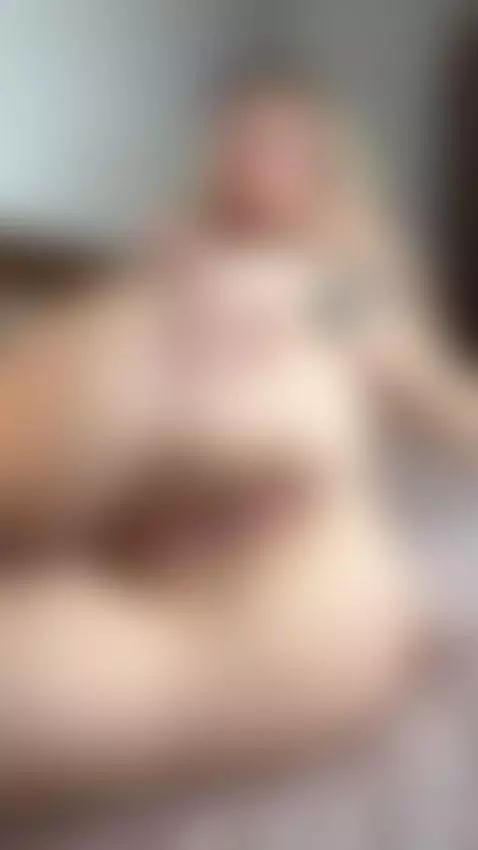 Just tryin to be your favorite girl by lit1lekitty