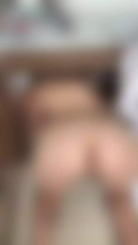 I know very well how to seduce you with just a lustful look by lit1lekitty