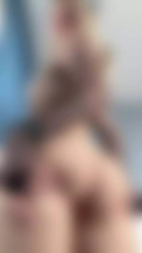 Just a bored girl who wants some fun by lit1lekitty