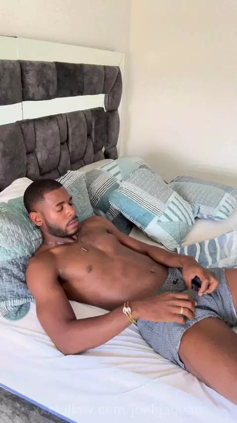 Don't imagine how hard it gets when you think about me .. by jonhjaguarr