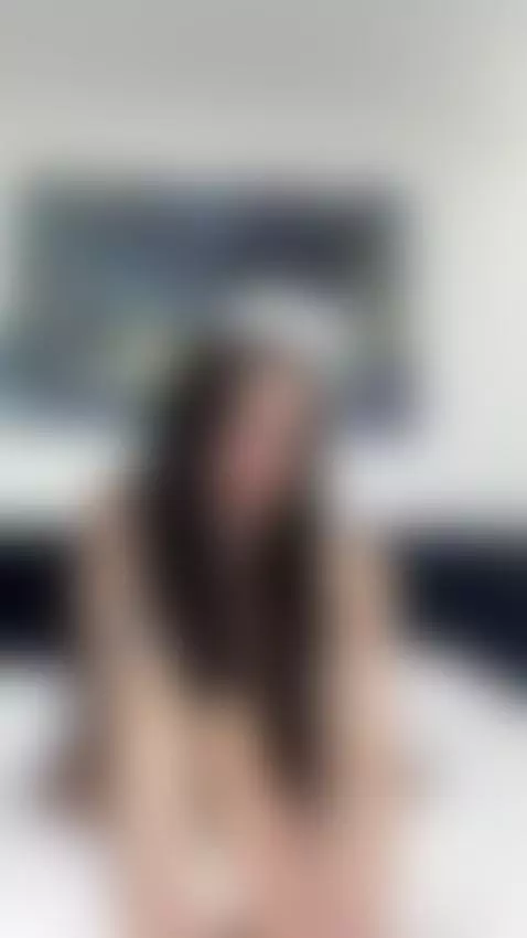 i'm insecure about my body and i need some cuddles by karishax