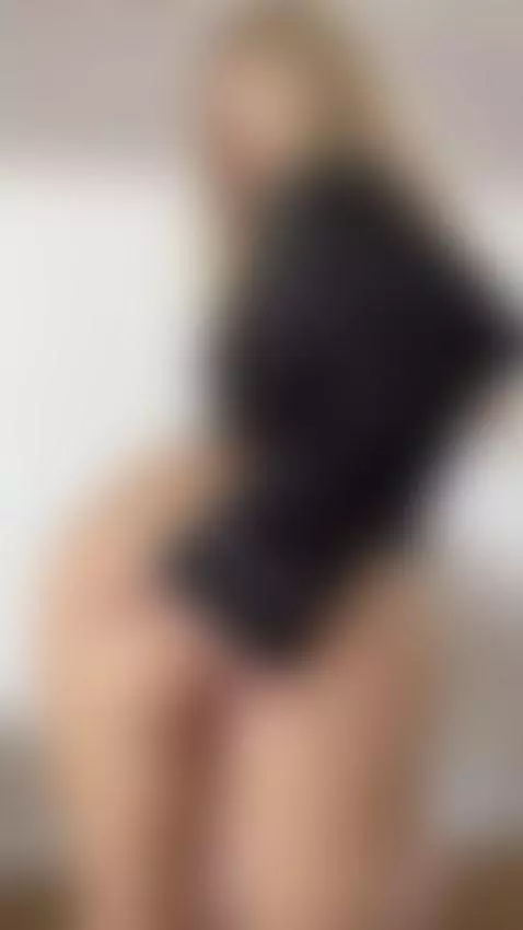 My breath deepens into the quiet glow 😏🔥 by karishax