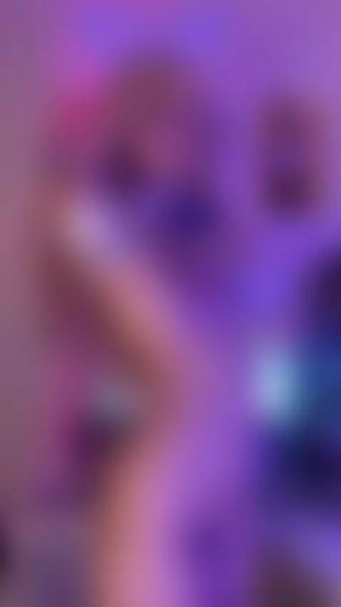 Your dirty thoughts + my curves = this video 😘 by karishax