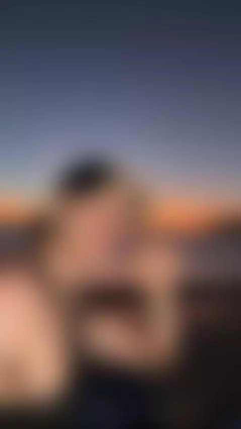 Quien me acompaña?😈 by saosmusica