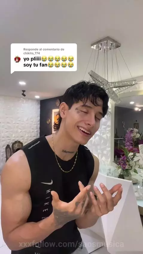 Your guilty pleasure just showed up. What now? 😏🍷 by saosmusica