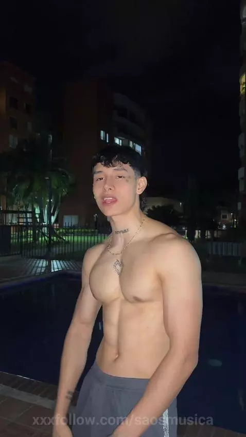 Not every secret is meant to be shared… but I enjoy breaking... by saosmusica