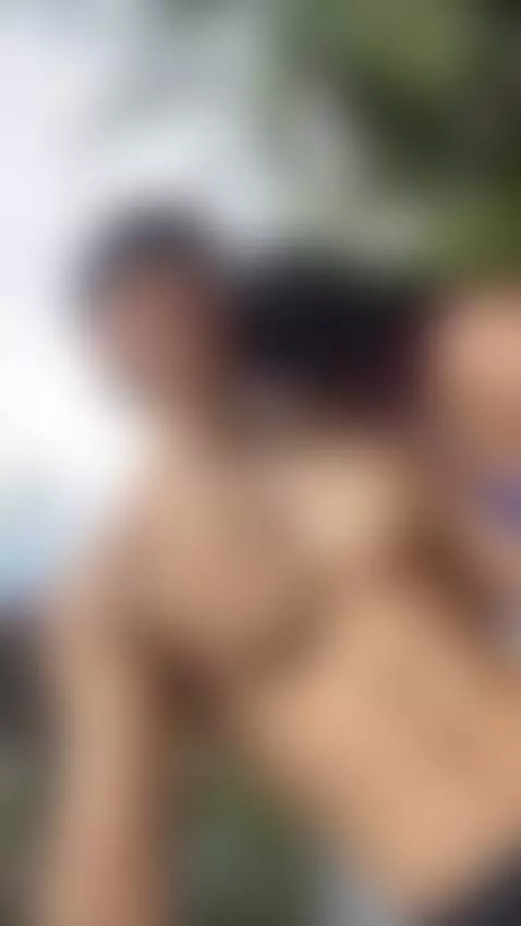 The kind of danger you don’t want to escape from 🕶️💋 by saosmusica