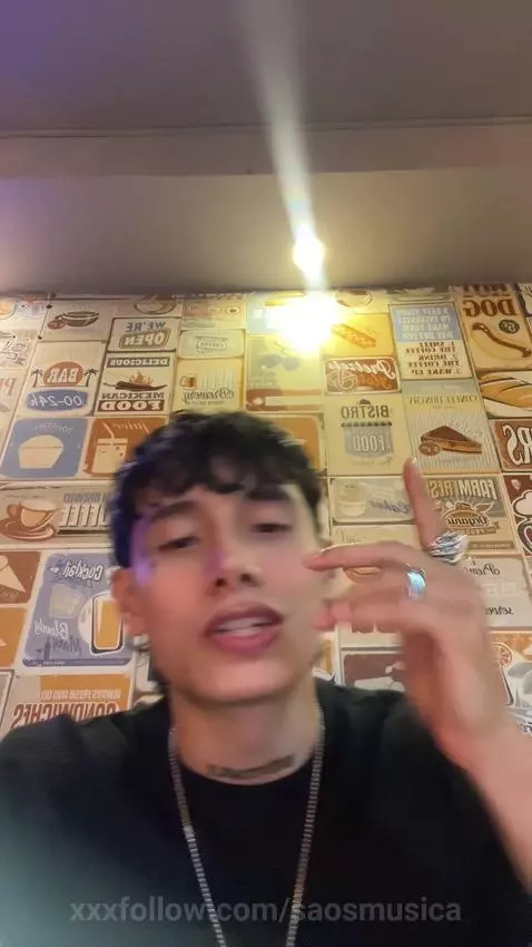 Just a glimpse here… but the real sweat, the real heat, is w... by saosmusica