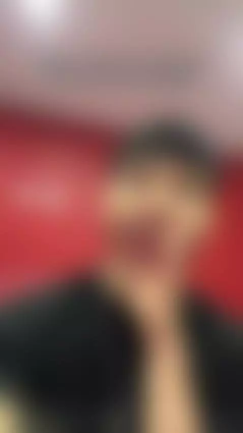 Every scar, every muscle, every look… they all have a story ... by saosmusica