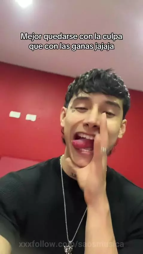 Every scar, every muscle, every look… they all have a story ... by saosmusica