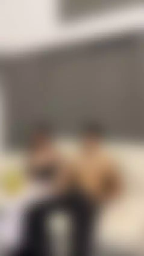 Confidence looks good on me, but curiosity looks better on y... by saosmusica