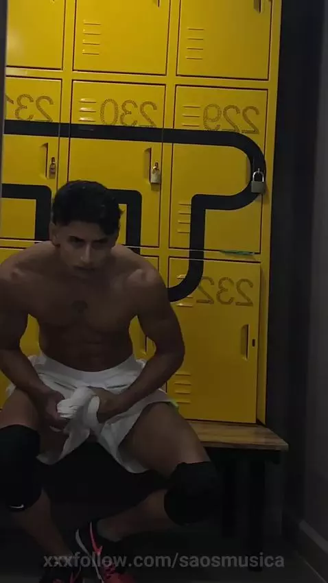 It’s not what I show, it’s what I don’t. The real thing’s wa... by saosmusica