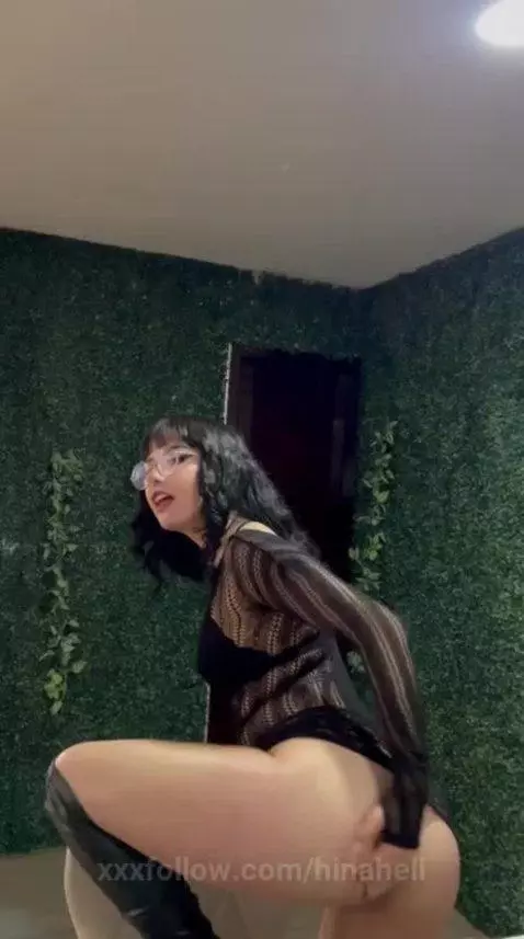 gothgirl, petitegirl, hornygirl by hinahell