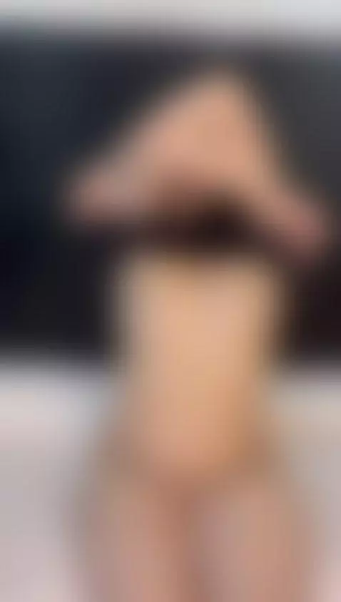 List to make an exclusive show by alissongibson