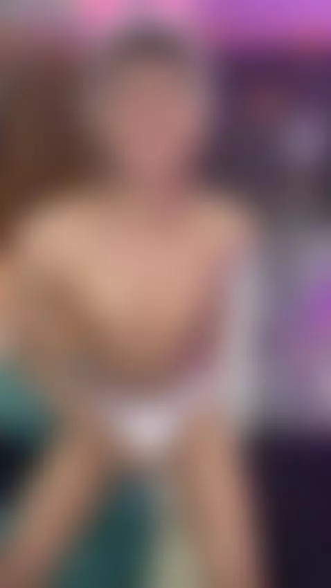 Today I want to take some good jumps with you by leo-hot23