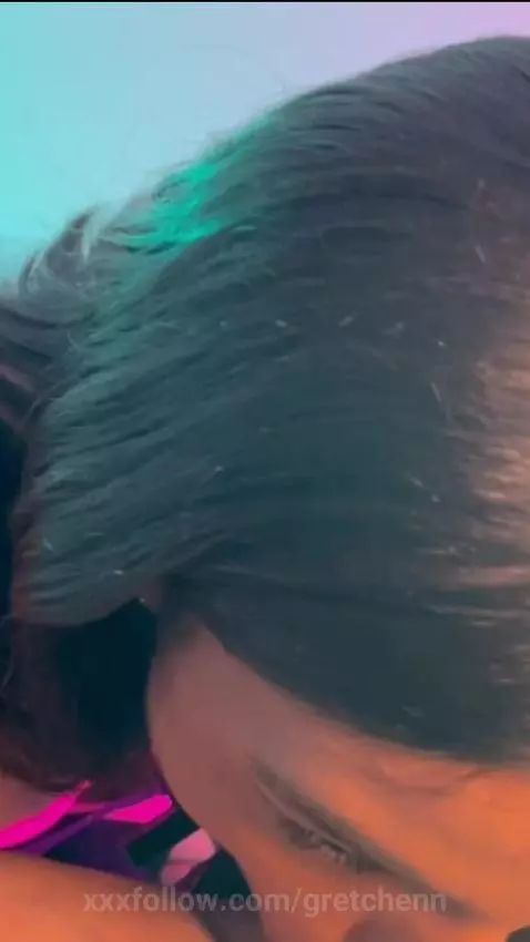 Quiero sentirte cada vez mas adentro de mi garganta... No me... by gretchenn