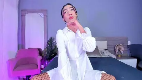 If you stay, I promise to misbehave in the cutest way🩷🧁 by alaiaguerra