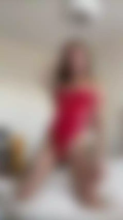 Warm mood and smiles ☀️ Don't miss out — subscribe! by oliviaonpole