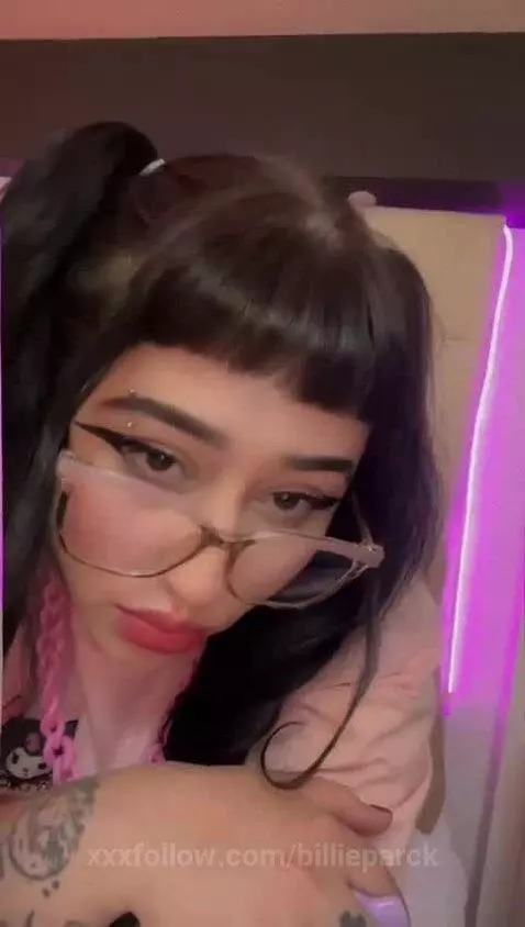 tell me if just looking at him doesn't make you want to span... by billieparck