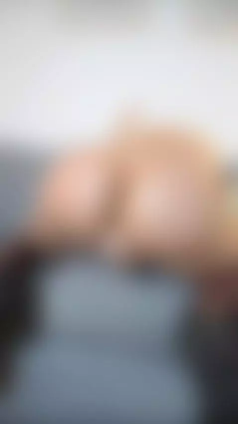 💥 Tap that heart before I steal your focus again. by mariapia