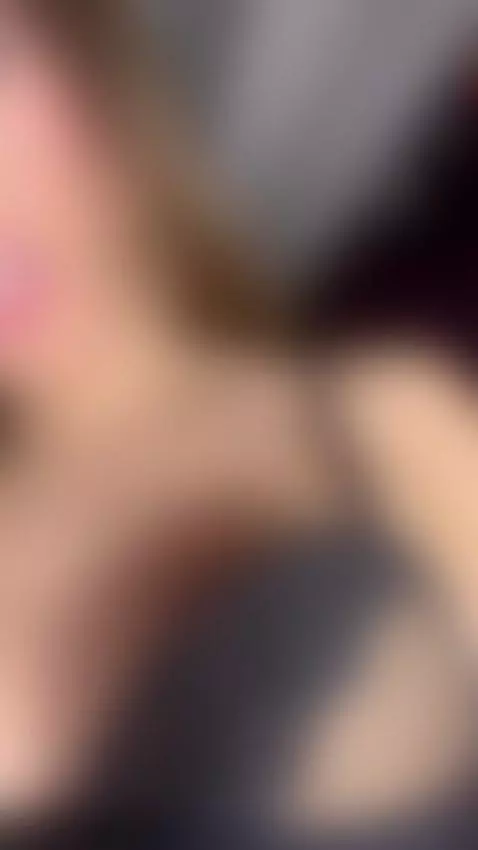 💄 Her beauty screams, her attitude kills (Trans Tranny Trans... by mariapia