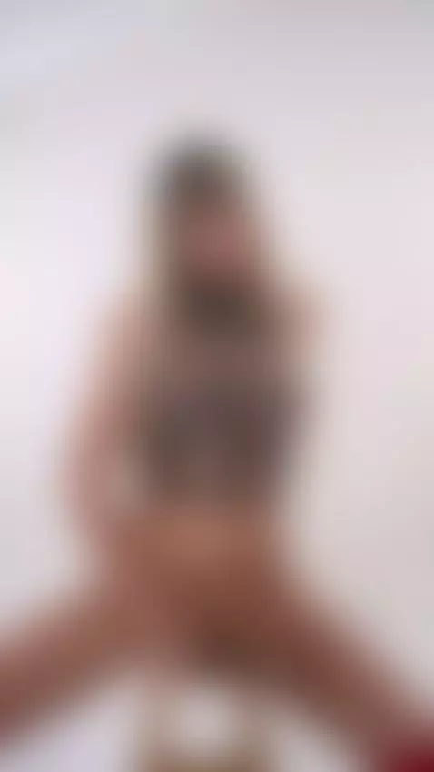 You wanted a domme? You got a queen by mariapia