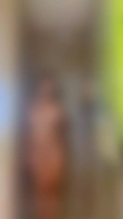 Simple, sweet, and ready to flirt by sunnybunnyy