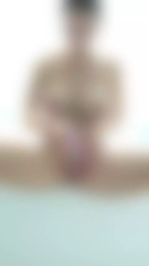 My body knows your secret 🖤🫦 by sunnybunnyy