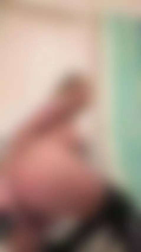 The air warms under my palms 💋💫 by sunnybunnyy