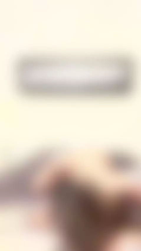 The light kisses my neck lightly 😏🔥 by sunnybunnyy