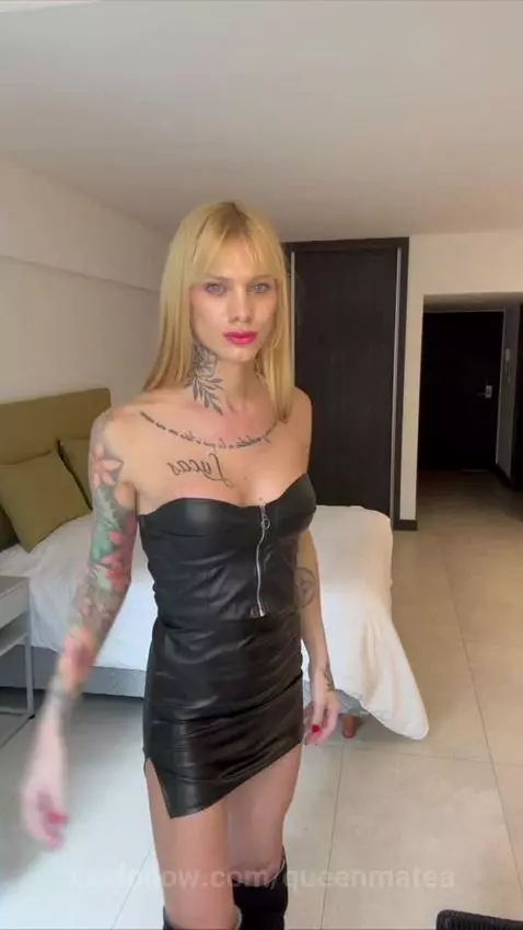 💋 She breaks more than hearts by queenmatea