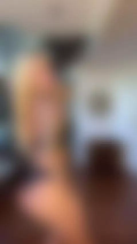 💋 She breaks more than hearts by queenmatea