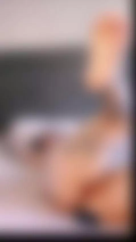 So innocent, yet somehow impossible to ignore! by domiranoire