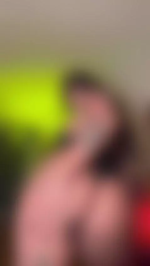 Are chubby girls like me your type? by domiranoire