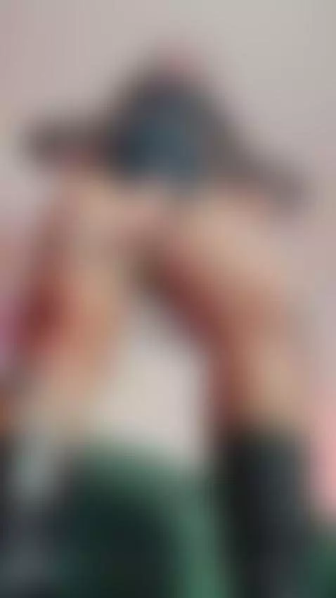 Do I look like someone who could steal your mind away? 😏💖 by domiranoire