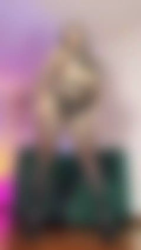 My body was made for hard fucking by domiranoire