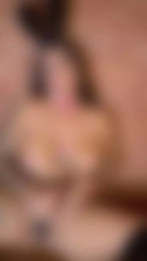 Every breath turns louder 💋💦 by domiranoire