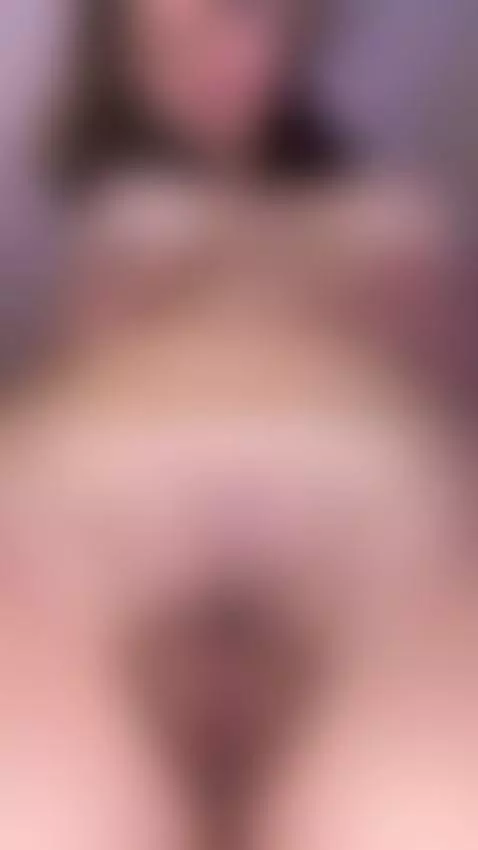 my hairy pussy by krisyourgirlfriend