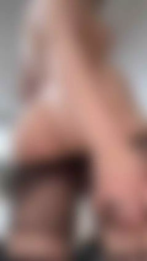 nsfw, freeuse, gonewild by krisyourgirlfriend