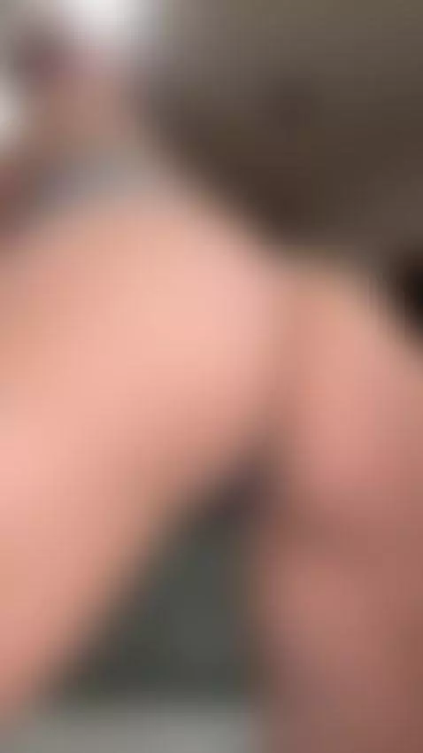 ass, bigass, assshaking by krisyourgirlfriend