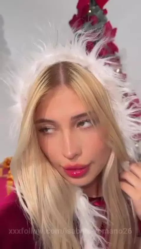 Christmas is coming with new photos by isabela-romano26