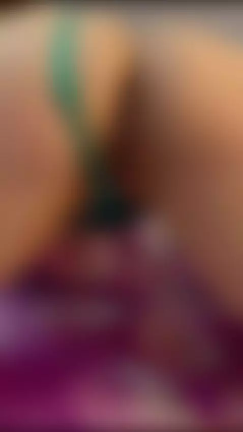 Horny naked in my bed spread open for you 🛏️🔥🍑 by fiorela1