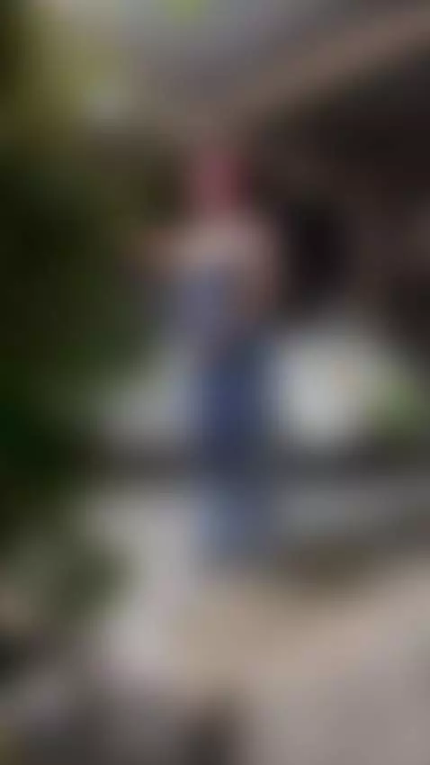 Who is there?!!! are you trying to spy me playing with mysel... by chloelust