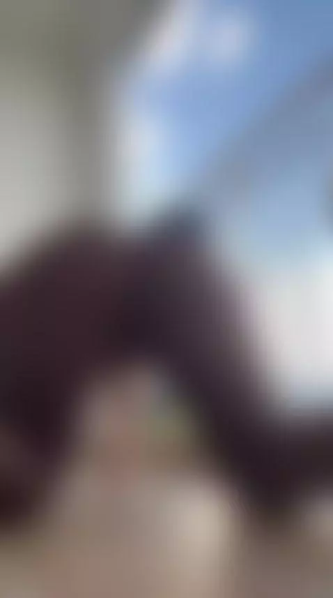 Vamos a jugar en publico! / lets to play in public ! 👇 by chloelust