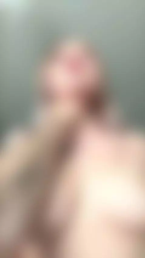 wanna chat with me and more exclusive 18+ content rn? ❤️ Lin... by lesanamild