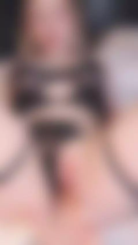 ughhh I’m already sooo wet, give me your cock rn! ❤️‍🔥🤤 by lesanamild