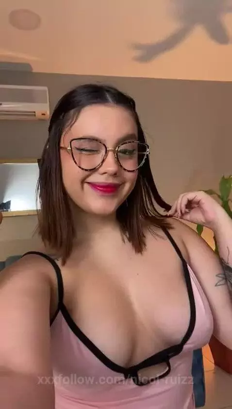 kiss to you by nicol-ruizz